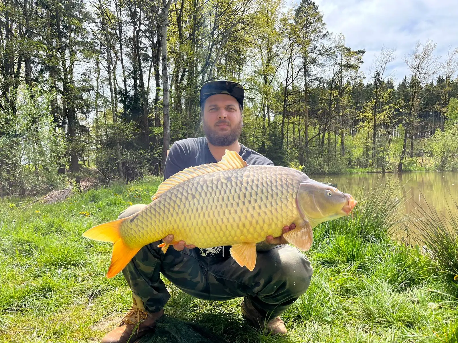 Ostrovní — Pouze pro jednu skupinu rybářů