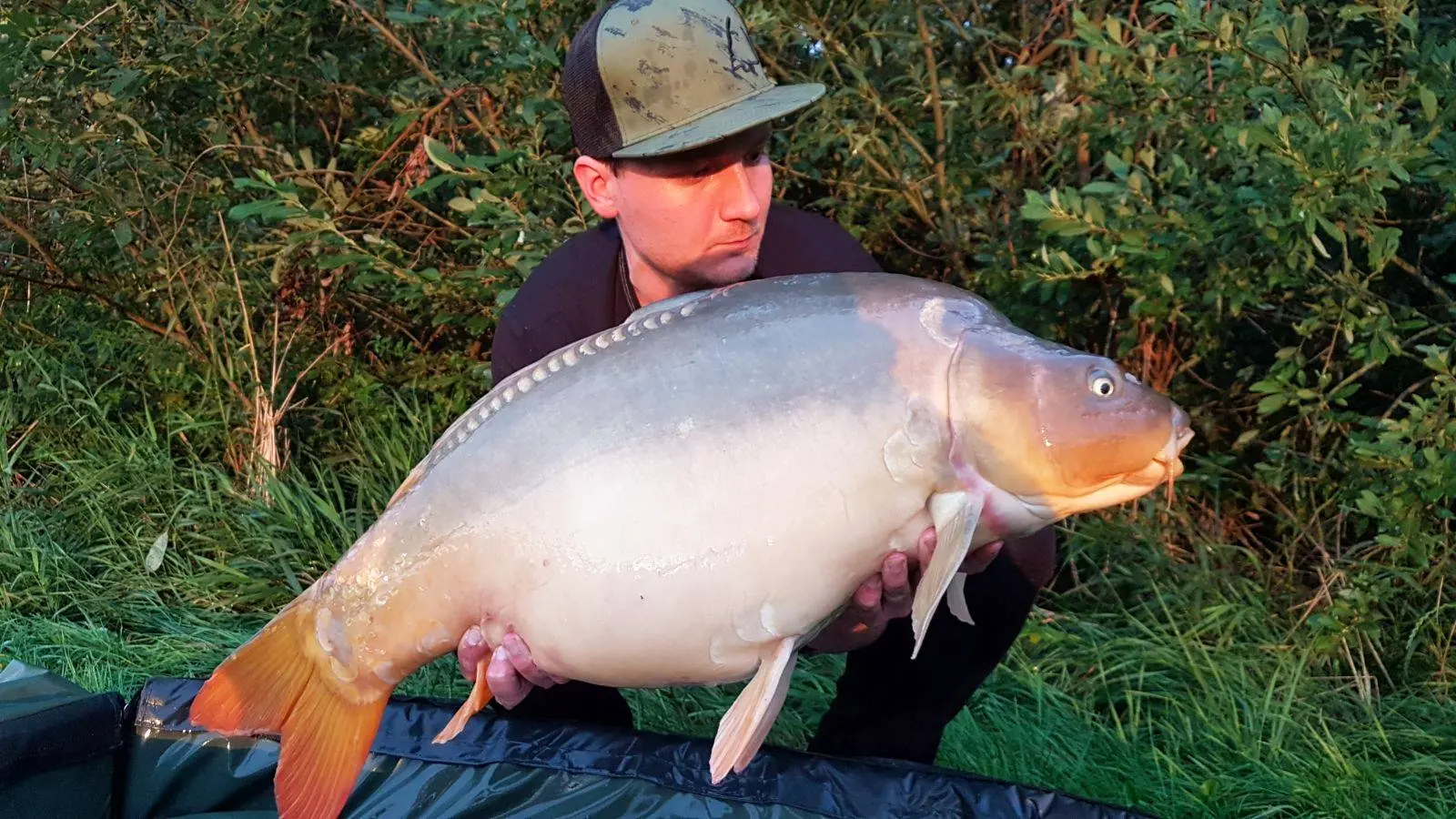 Strhaná Hráz — fotky od našich rybářů — fotografie 2